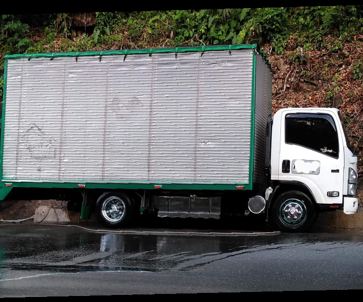 Chevrolet 1500 • 2013 • 407,680 km 2