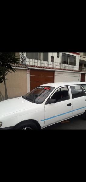 Toyota Corolla • 2002 • 180,000 km 6