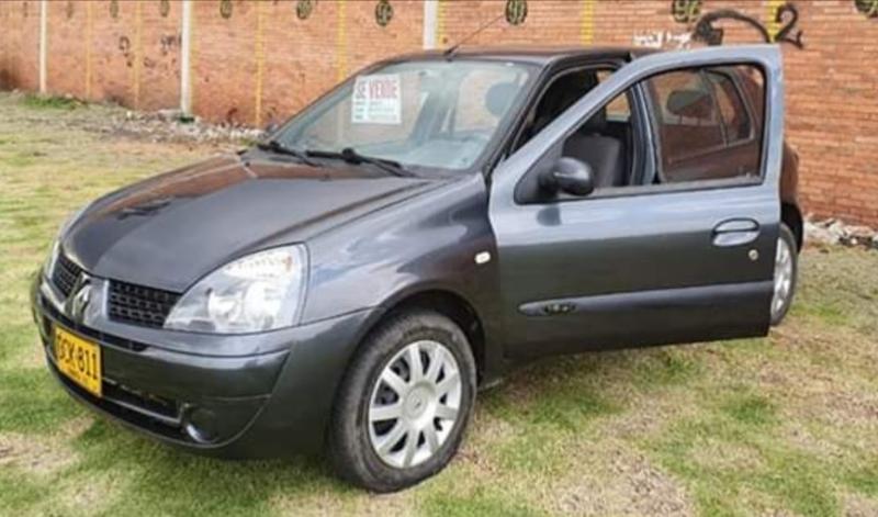 Renault Clio • 2009 • 1,600 km 2