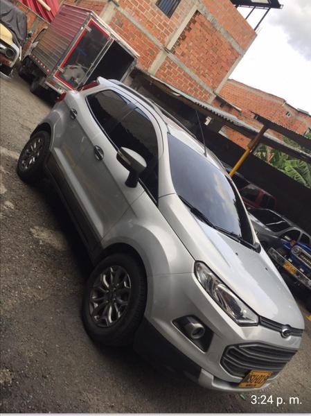 Ford EcoSport • 2013 • 104,000 km 3