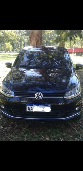 Volkswagen Fox • 2016 • 49,000 km 6