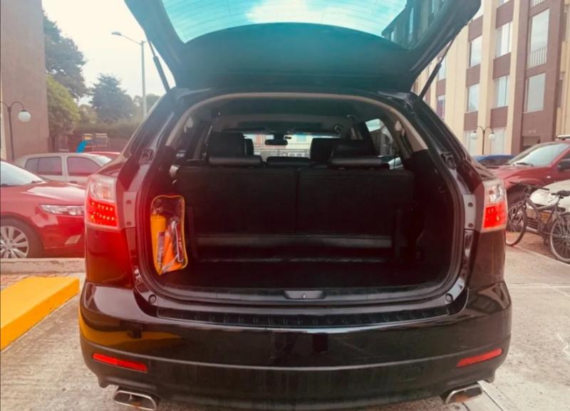 Mazda CX-9 • 2010 • 102,000 km 1