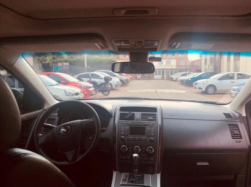 Mazda CX-9 • 2010 • 102,000 km 4