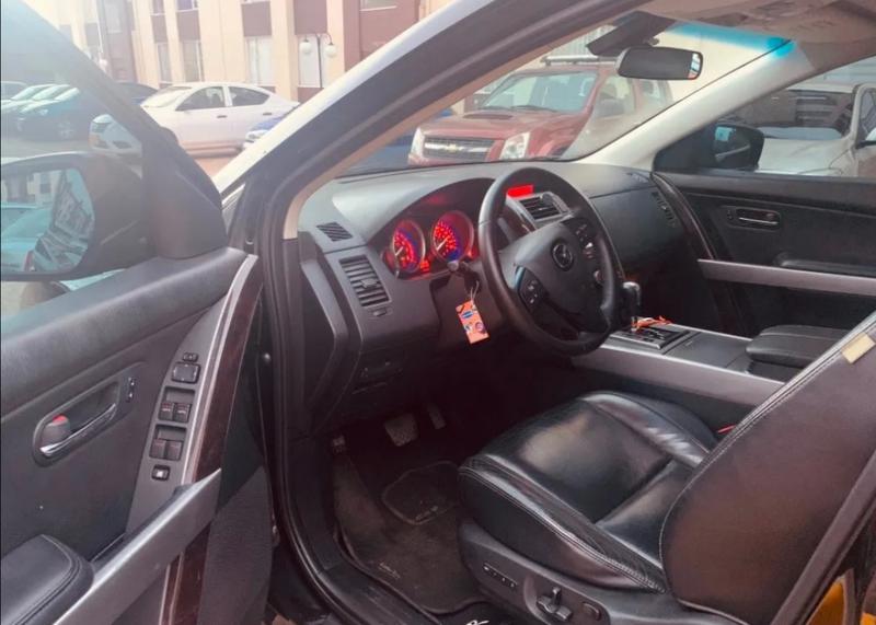 Mazda CX-9 • 2010 • 102,000 km 6