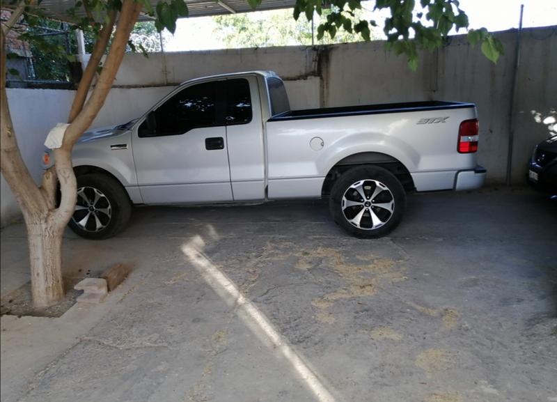 Ford F-150 • 2006 • 100 km 1