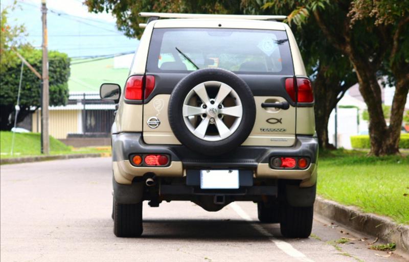 Nissan Terrano • 2005 • 260,000 km 2