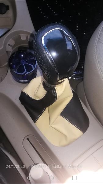 Kia Sportage • 2008 • 232,000 km 8