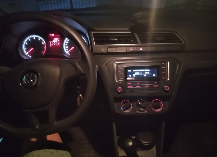 Volkswagen Gol • 2017 • 26,000 km 6