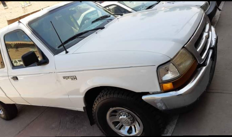 Ford Ranger • 1999 • 144,000 km 1