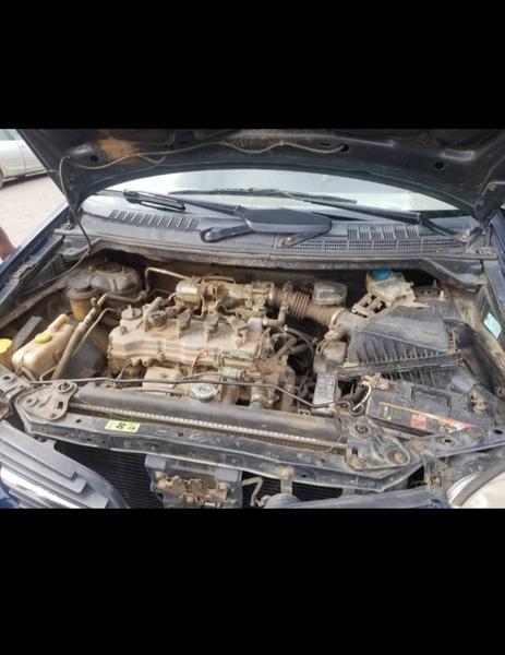 Nissan  • 2004 • 11,783 km 4