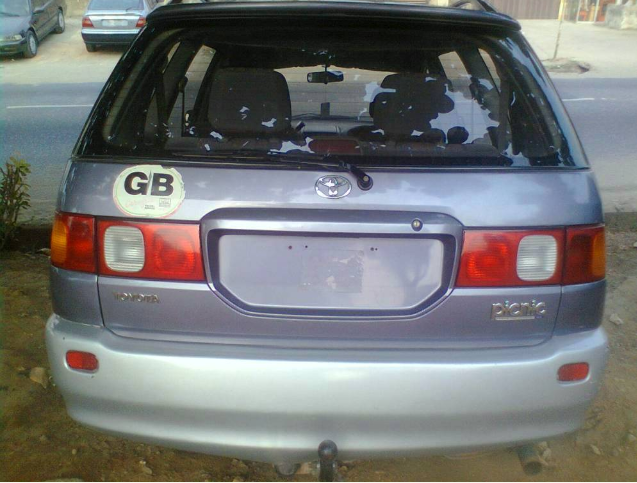 Toyota Picnic • 2004 • 64,582 km 6