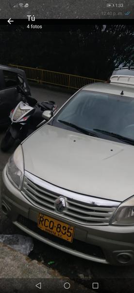 Renault Sandero • 2011 • 129,000 km 2