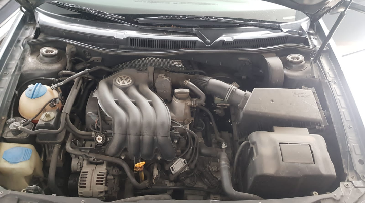 Volkswagen Bora • 2010 • 100,000 km 2