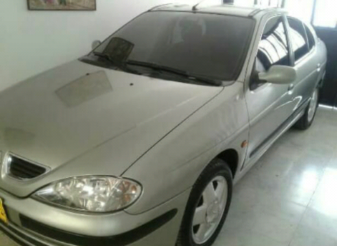 Renault Mégane • 2004 • 193,000 km 5