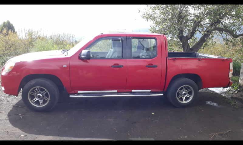 Mazda BT • 2010 • 1 km 3