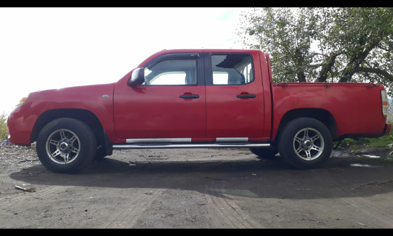 Mazda BT • 2010 • 1 km 2