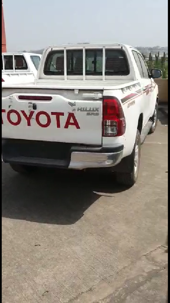 Toyota Hilux • 2020 • 100 km 5