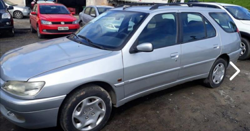 Peugeot 306 • 2000 • 160,000 km 1
