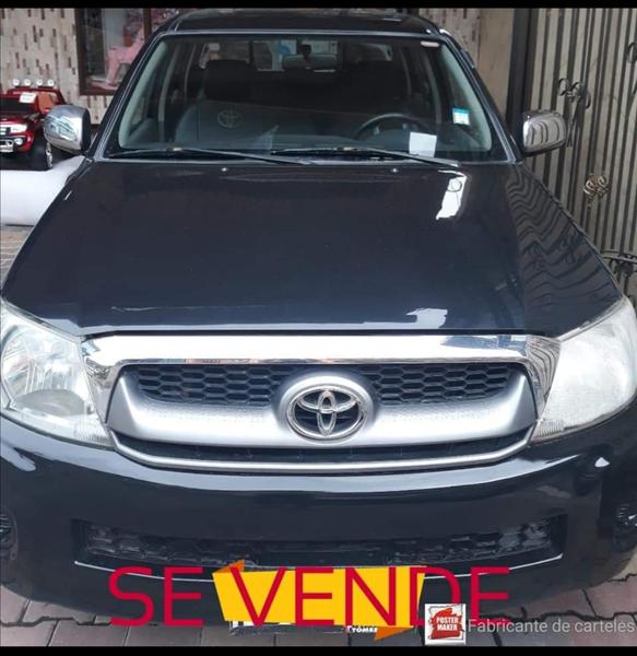 Toyota Hilux • 2011 • 100,000 km 3