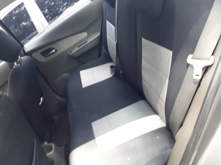 Chevrolet Cobalt • 2014 • 89,000 km 4