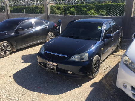 Honda Civic • 2003 • 157,262 km 2