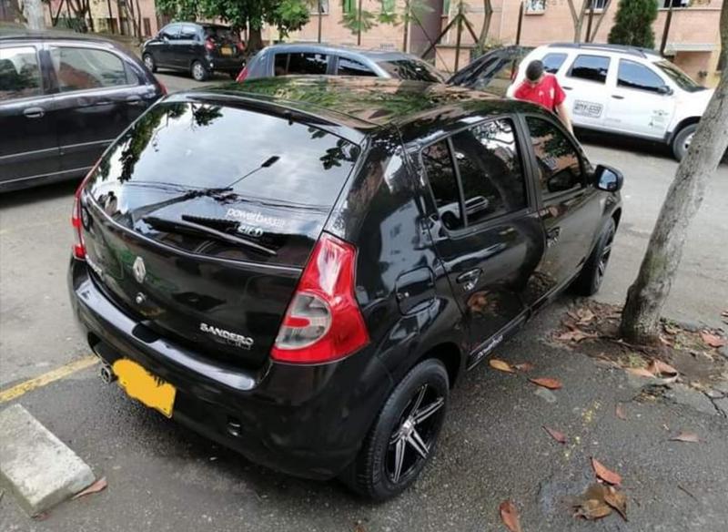 Chevrolet 1500 • 2011 • 107,400 km 6