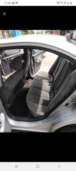 Hyundai Elantra • 2002 • 13,700 km 7