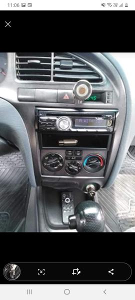 Hyundai Elantra • 2002 • 13,700 km 3