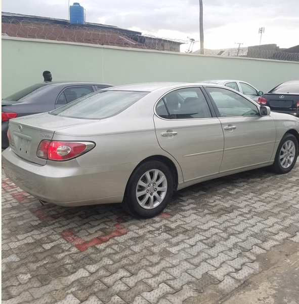 Lexus IS • 2009 • 2,355 km 1