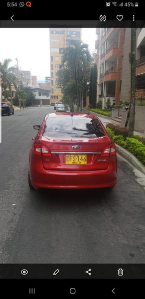 Ford Fiesta • 2011 • 74,000 km 5