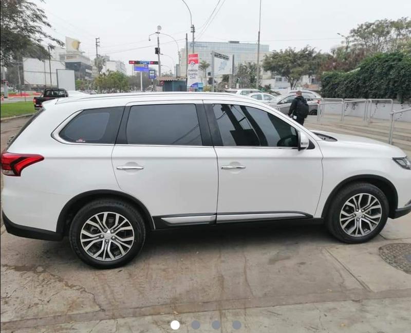 Mitsubishi Outlander • 2018 • 5,000 km 2