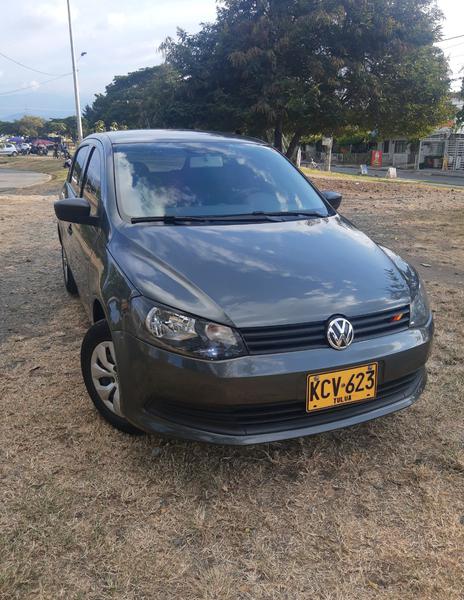 Volkswagen Gol • 2015 • 88,200 km 2