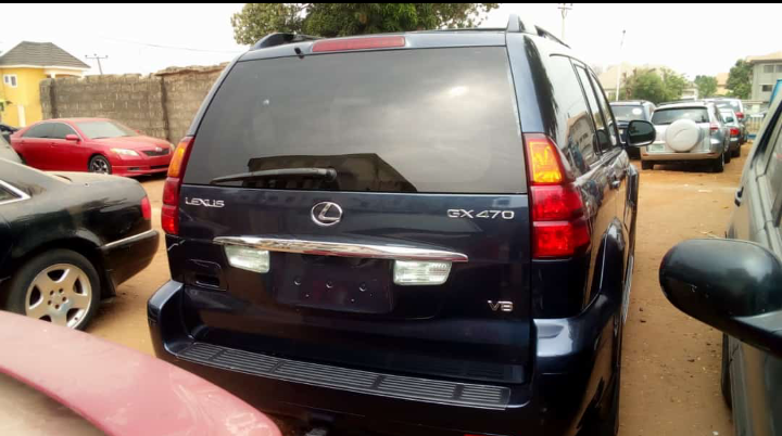 Lexus GX • 2010 • 80,000 km 3