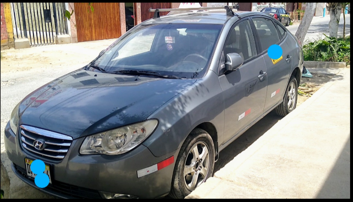 Hyundai Elantra • 2009 • 347,485 km 4