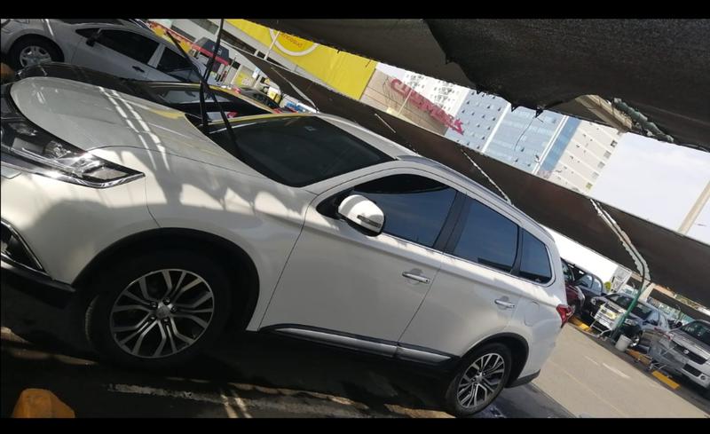 Mitsubishi Outlander • 2018 • 5,000 km 3