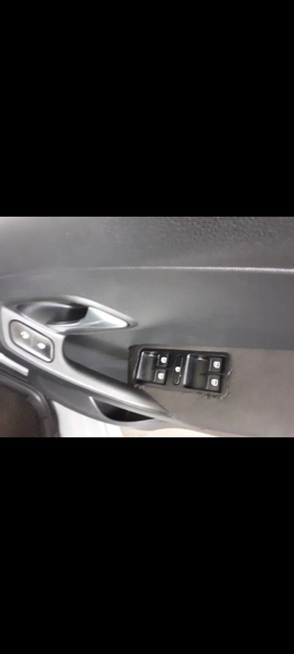 Volkswagen Polo • 2013 • 73,000 km 5