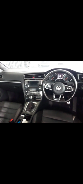 Volkswagen Golf • 2015 • 85,000 km 1