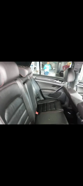 Volkswagen Golf • 2015 • 85,000 km 12