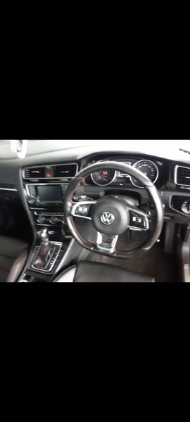 Volkswagen Golf • 2015 • 85,000 km 8