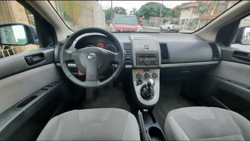 Nissan  • 2012 • 150,000 km 4