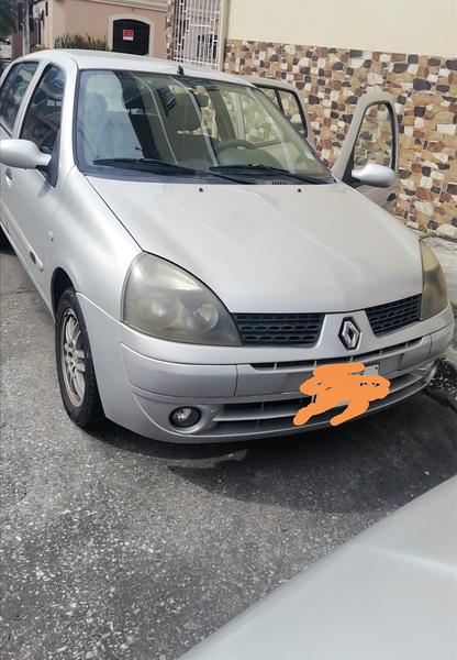 Renault Clio • 2009 • 161,000 km 5