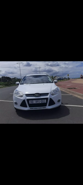 Ford Focus • 2013 • 86,000 km 4