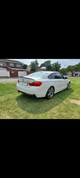 BMW M4 • 2014 • 137,000 km 12