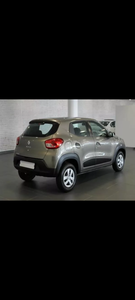 Renault Clio • 2017 • 41,900 km 5