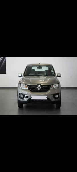 Renault Clio • 2017 • 41,900 km 10