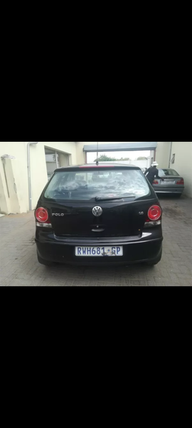 Volkswagen Polo • 2005 • 85,000 km 10