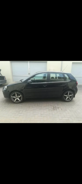 Volkswagen Polo • 2005 • 85,000 km 4