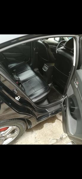 Hyundai Elantra • 2017 • 200,000 km 5