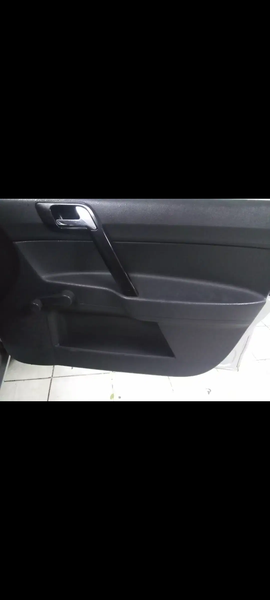 Volkswagen Polo • 2012 • 2,012 km 6