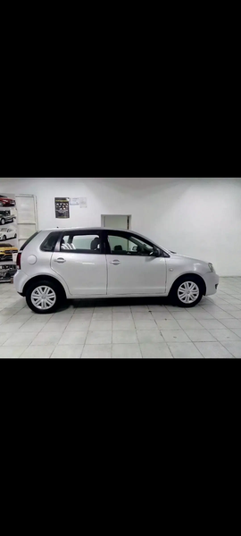 Volkswagen Polo • 2012 • 2,012 km 11